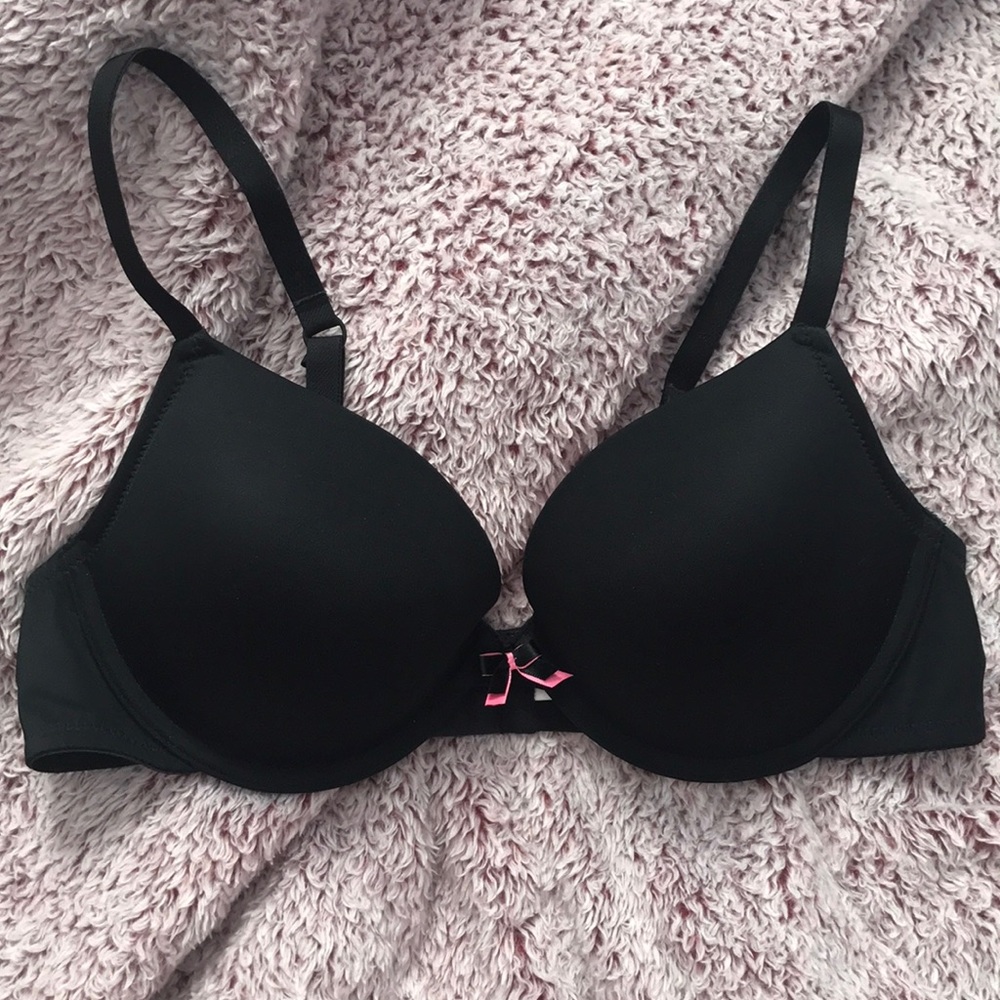 Plain black t-shirt bra!